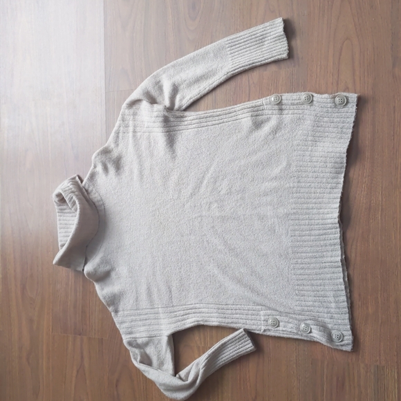 Oversized wool turtleneck / beige / M - Picture 1 of 6